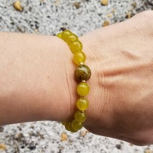 Green crystal beaded bracelet